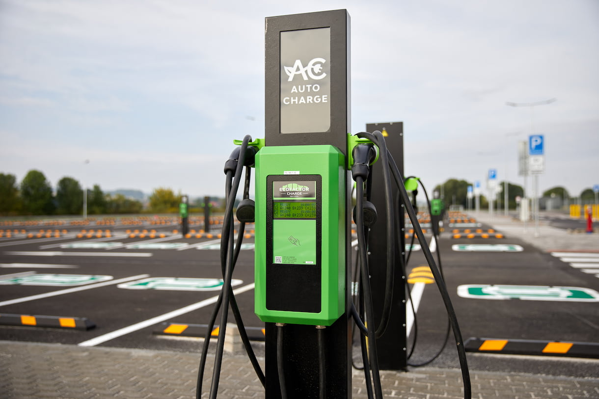 Infrastruktura pro nabíjení elektromobilů